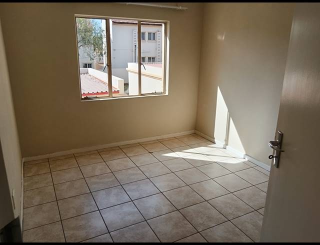 2 BEDROOM APARTMENT TO LET IN COUNTRY VIEW